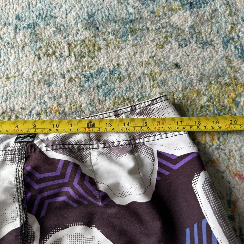 Y2K Surf Billabong Board Shorts Swim Trunks Size 34 Floral Geometric